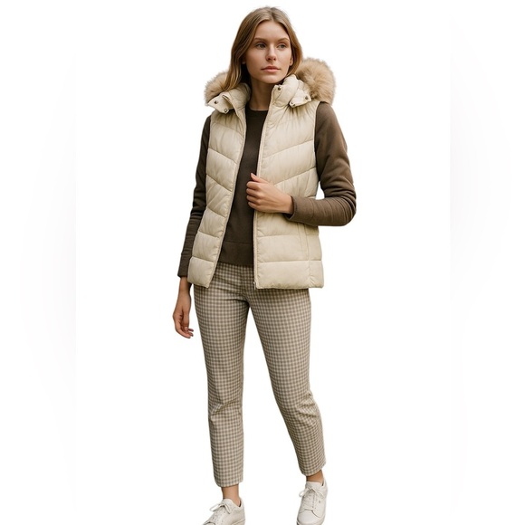 Banana Republic Women's Full Zip Removable Faux Fur Hood Vest Puffer ✅ - Picture 7 of 7